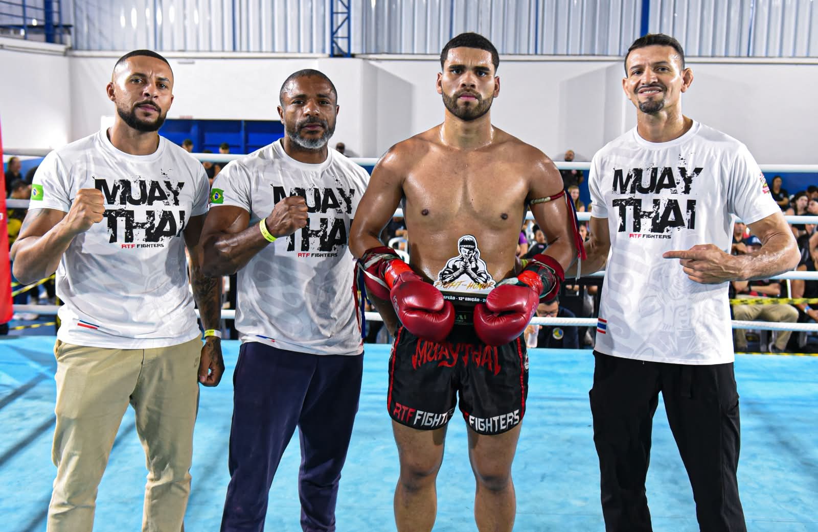 Equipe da RTF Fighters em competição